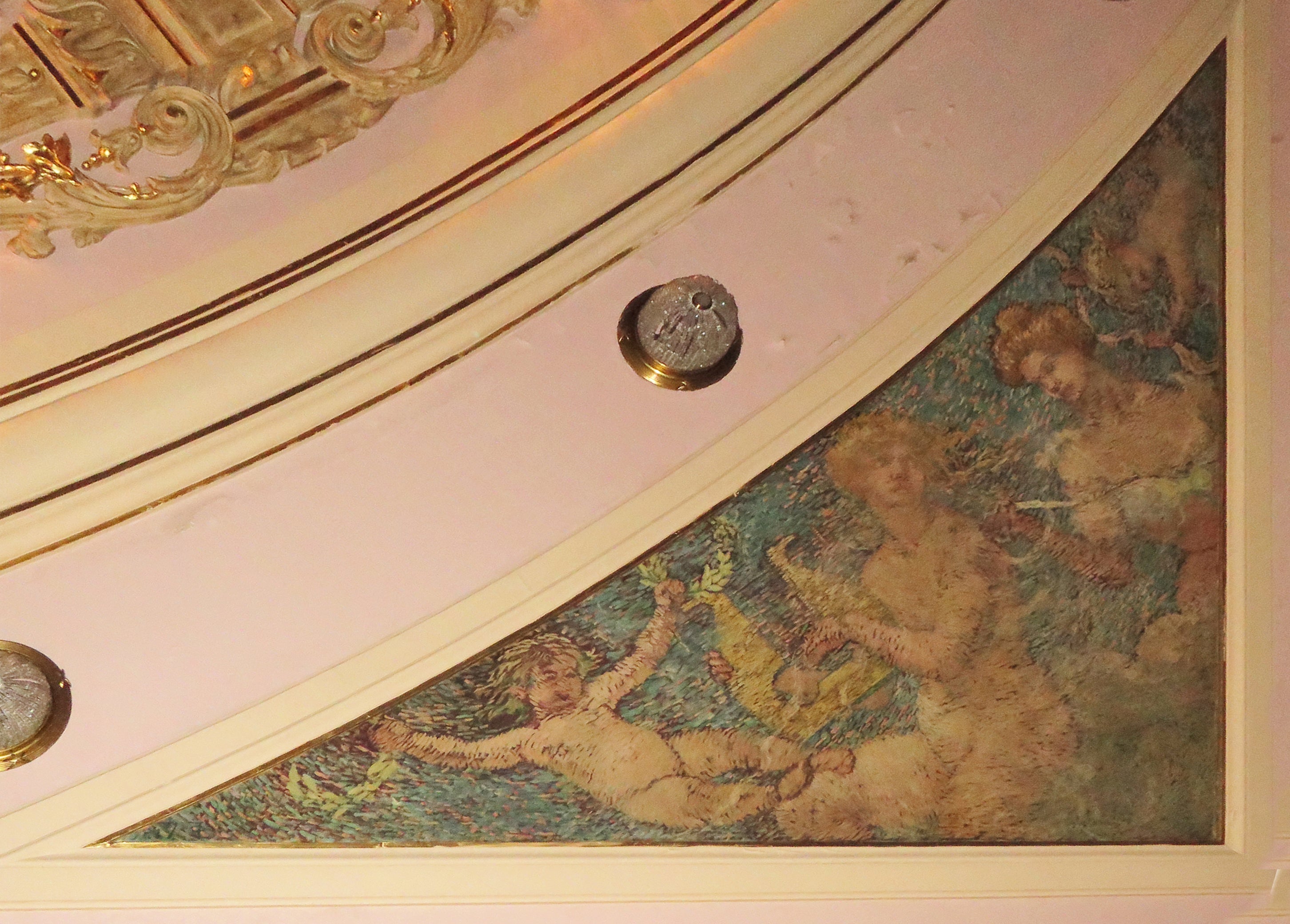 Alegoria ao Lírico - Mulheres com lira - Triângulo do teto sobre a plateia do Theatro Municipal do Rio de Janeiro - Eliseu Visconti