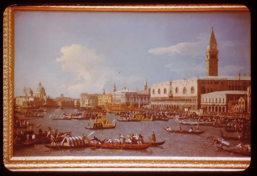 Dampfer av Doge av Venezia, for bryllupsseremonien i Adriaterhavet - Canaletto

Source:
Embarquement du Doge de Venise, pour la cérémonie du mariage de l'Adriatique - Canaletto