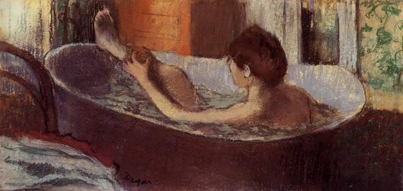 Kvinne i badet som svamper benet - Edgar Degas