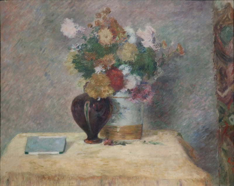 Blomster og japansk bok på et bord - Paul Gauguin