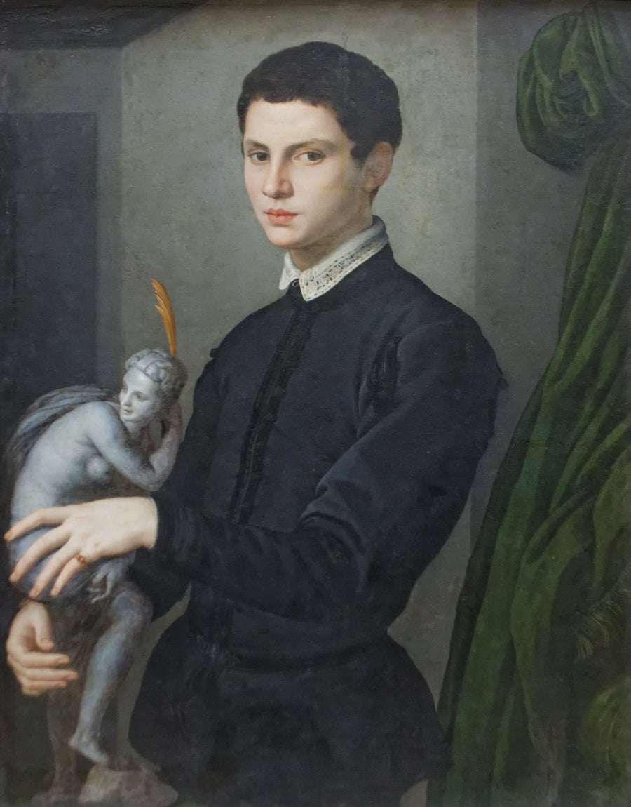 Portrett av en ung mann som holder en liten statue - Bronzino